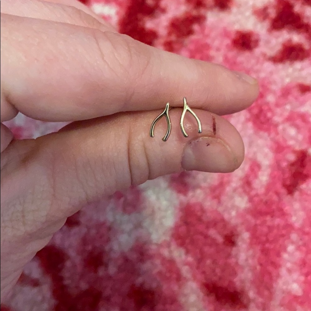 Tai earrings